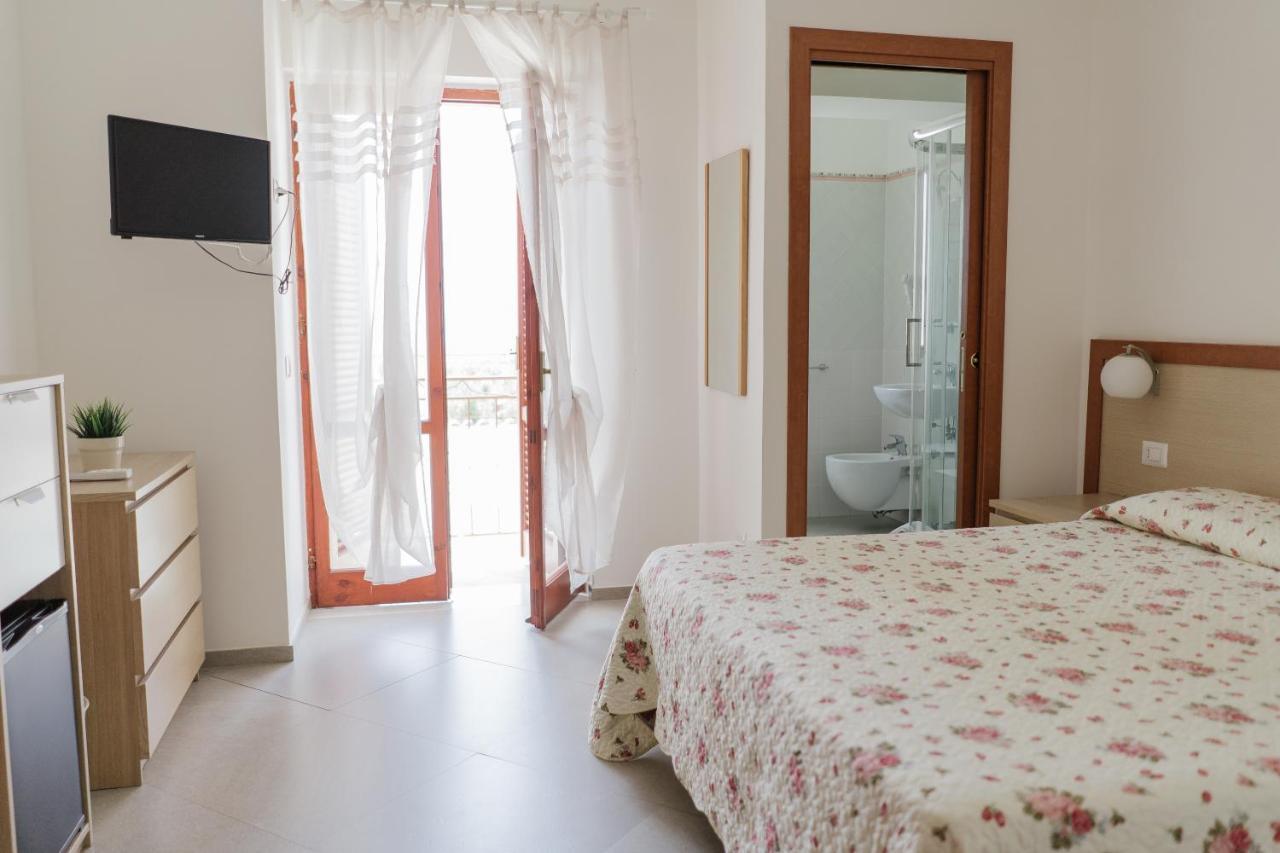 Hotel Santa Rosalia Marina di Camerota Exterior photo